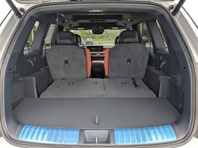 2027 Kia Telluride Hybrid - Photo 14