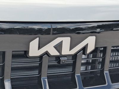 2027 Kia Telluride Hybrid - Photo 13