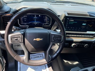 2022 Chevrolet Silverado 1500 — photo 12 view