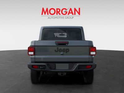 2026 Jeep Gladiator — photo 7 view