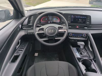 2026 Hyundai ELANTRA HYBRID - Photo 17