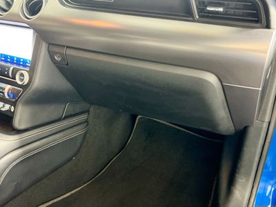 2020 Ford Mustang - Photo 31
