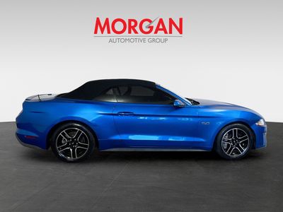 2020 Ford Mustang - Photo 2