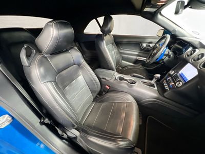 2020 Ford Mustang - Photo 27