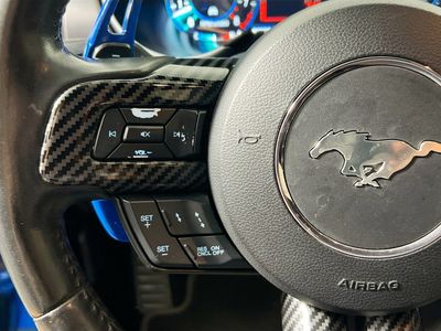 2020 Ford Mustang - Photo 16