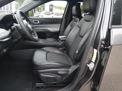 2024 Jeep Compass - Photo 17