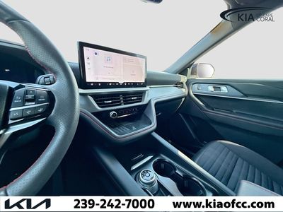 2025 Ford Explorer - Photo 28