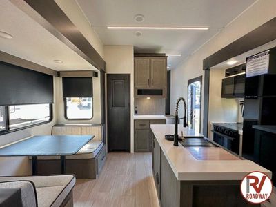 2026 Cherokee Arctic Wolf 3750SUITE - Photo 16