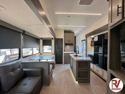2026 Cherokee Arctic Wolf 3750SUITE - Photo 35