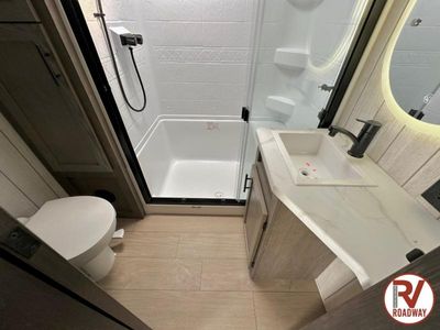 2026 Cherokee Arctic Wolf 3750SUITE - Photo 38