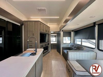 2026 Cherokee Arctic Wolf 3750SUITE - Photo 13
