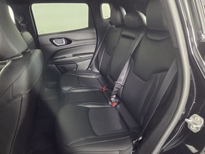 2026 Jeep Compass — photo 18 view
