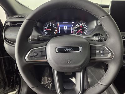 2026 Jeep Compass — photo 14 view