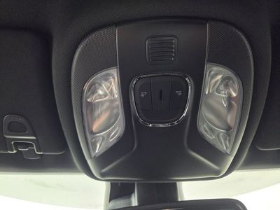 2026 Jeep Compass — photo 13 view