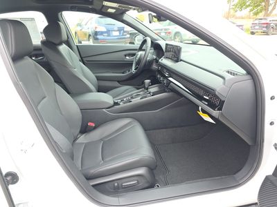 2025 Honda Accord Hybrid - Photo 13