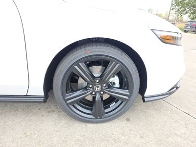 2025 Honda Accord Hybrid - Photo 12