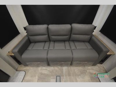 2026 Coachmen RV Chaparral - Photo 18