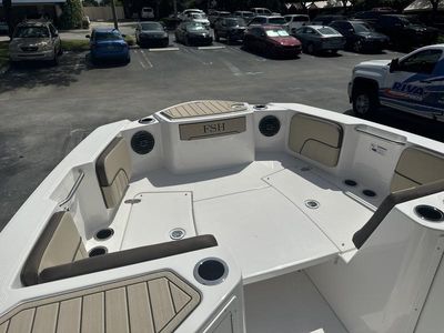 2025 Yamaha Boats 222 FSH Sport E - Photo 13