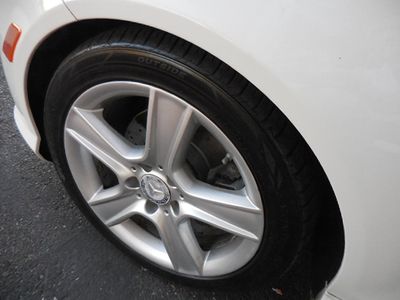 2011 Mercedes-Benz C-Class - Photo 31