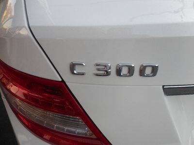 2011 Mercedes-Benz C-Class - Photo 27