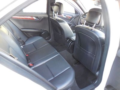 2011 Mercedes-Benz C-Class - Photo 13