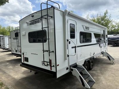 2026 Winnebago Thrive - Photo 4