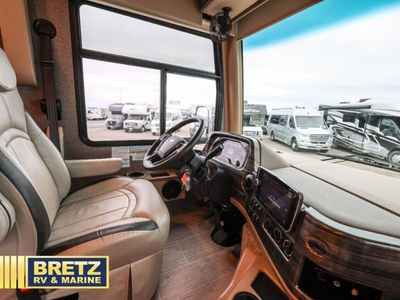 2022 Thor Motor Coach Challenger - Photo 11