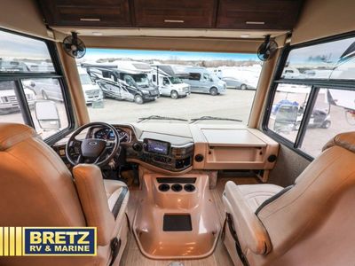 2022 Thor Motor Coach Challenger - Photo 12