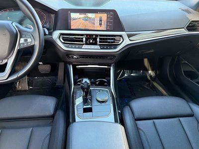 2021 BMW 3 Series - Photo 18