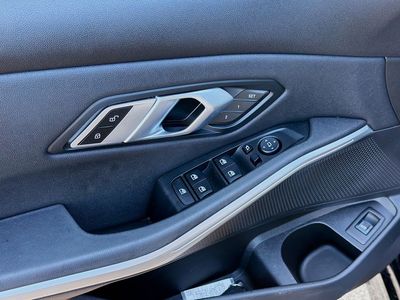 2021 BMW 3 Series - Photo 22