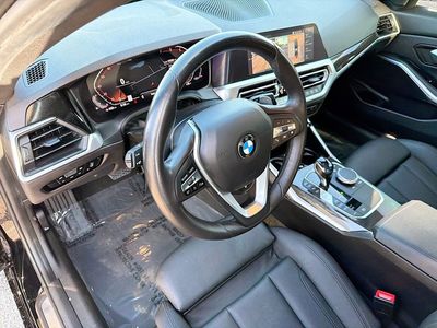2021 BMW 3 Series - Photo 25