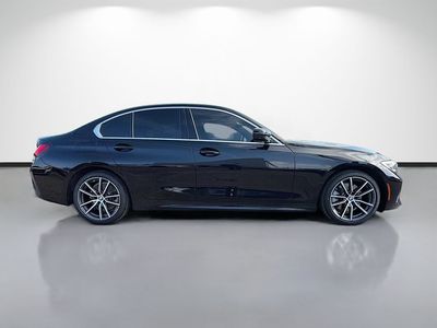 2021 BMW 3 Series - Photo 2