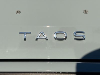 2026 Volkswagen Taos - Photo 11