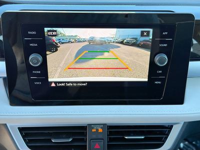 2026 Volkswagen Taos - Photo 31