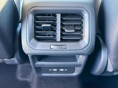2026 Volkswagen Taos - Photo 18