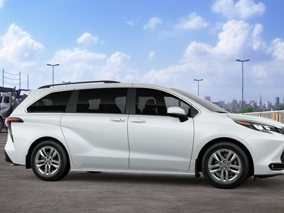 2026 Toyota Sienna - Photo 15