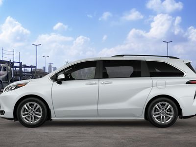 2026 Toyota Sienna - Photo 6