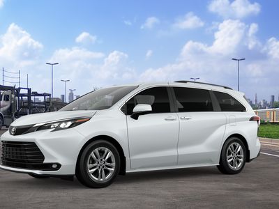 2026 Toyota Sienna - Photo 3