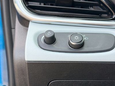2019 Chevrolet Volt - Photo 31