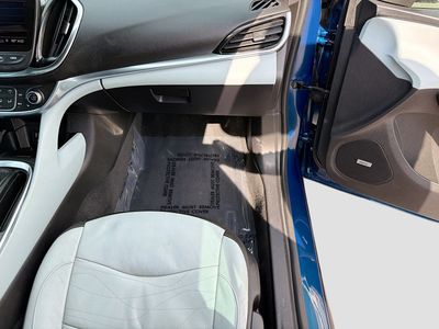 2019 Chevrolet Volt - Photo 16