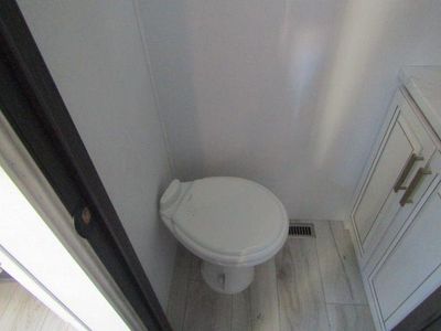 2025 Keystone Montana - Photo 14