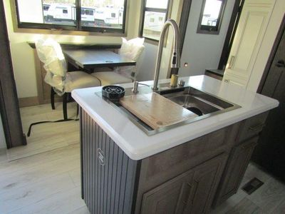 2025 Keystone Montana - Photo 25