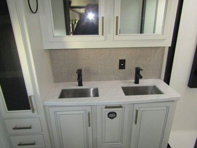 2025 Keystone Montana - Photo 31