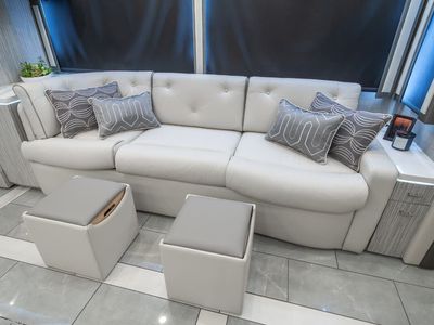 2025 Foretravel Realm Presidential Luxury Villa Master Suite (LVMS) Bath & 1/2 - Photo 12