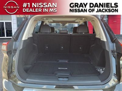 2025 Nissan Rogue — photo 8 view