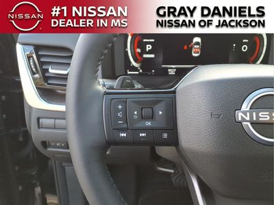 2025 Nissan Rogue — photo 14 view