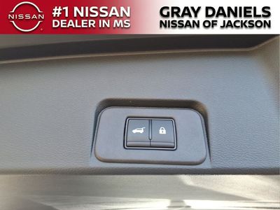 2025 Nissan Rogue — photo 9 view