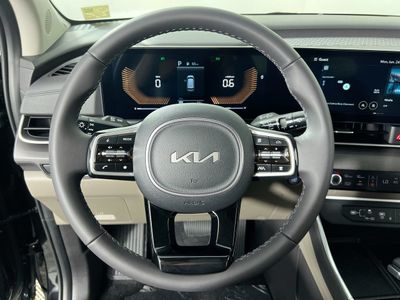 2026 Kia Carnival — photo 15 view