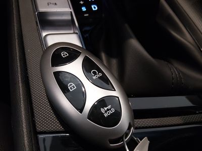2024 Hyundai Elantra - Photo 15