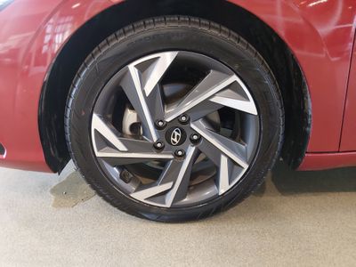2024 Hyundai Elantra - Photo 10
